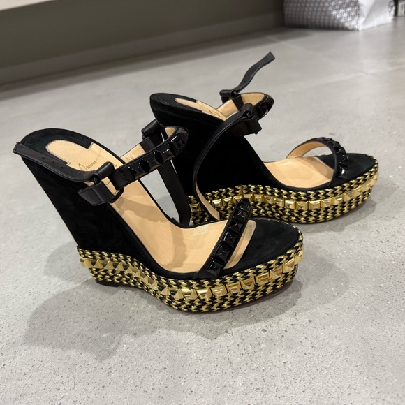 Christian Louboutin Black and Gold Wedges - Picture 1 of 4